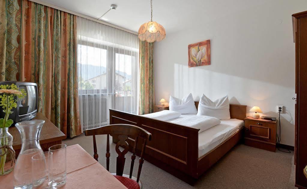 Niederndorf  Hotel Restaurant Gradlwirt מראה חיצוני תמונה