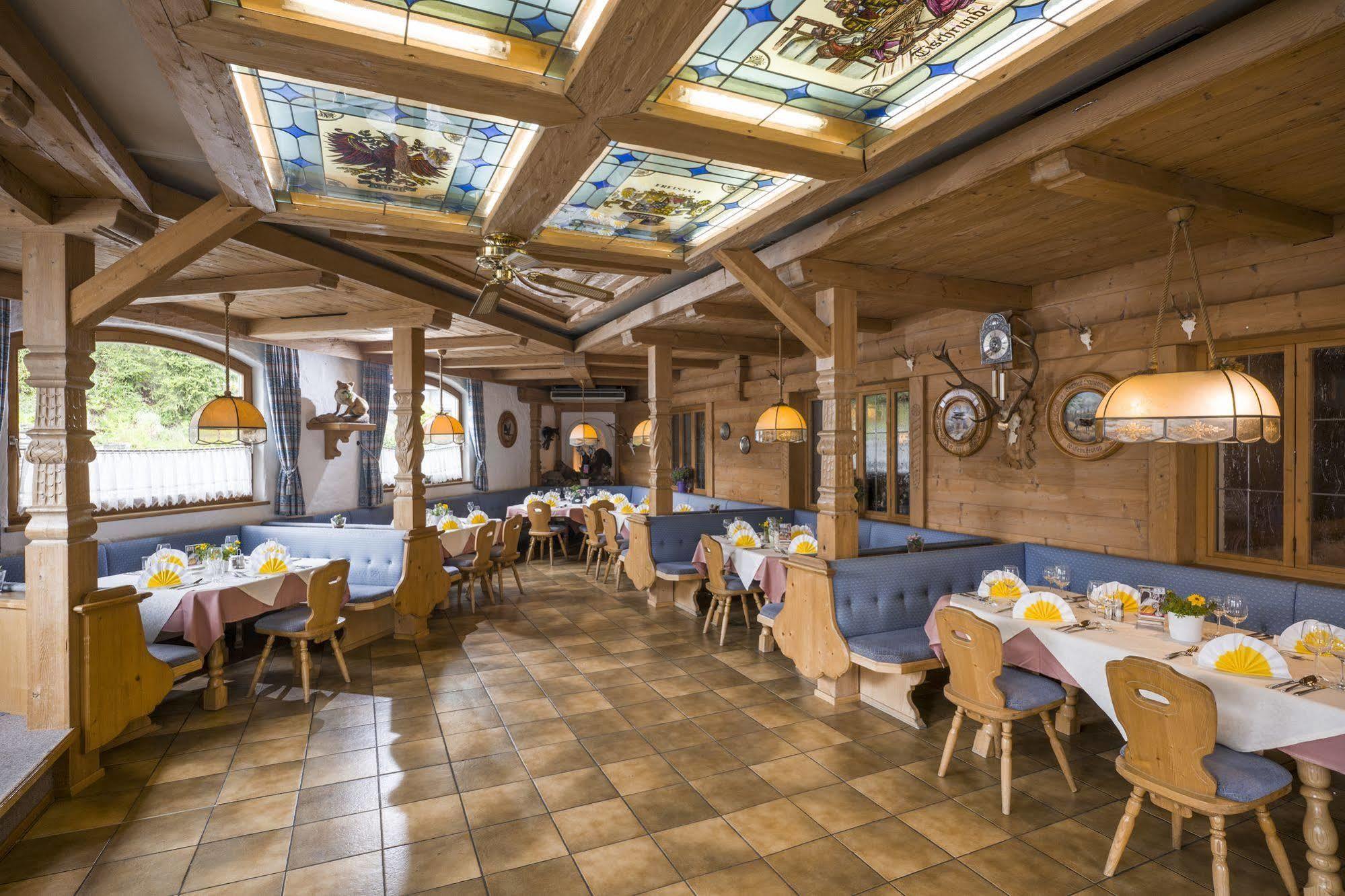 Niederndorf  Hotel Restaurant Gradlwirt מראה חיצוני תמונה