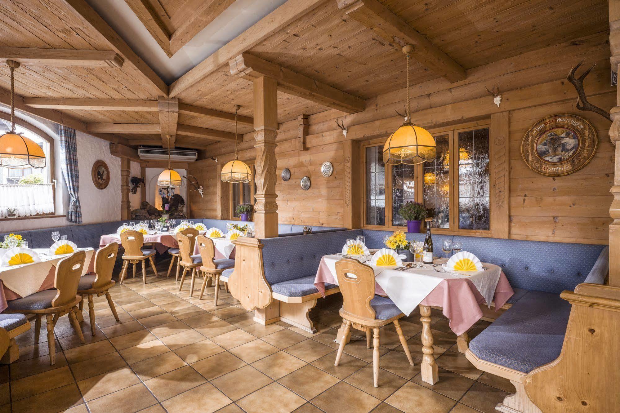 Niederndorf  Hotel Restaurant Gradlwirt מראה חיצוני תמונה